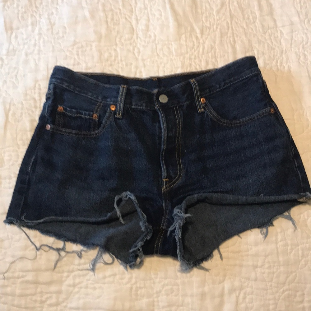 high rise Levi’s 501 shorts
